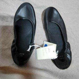 NWT Ballerina Flats Womens Size 7